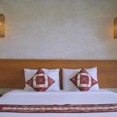The Kd Suites & Coffee Shop Munggu Luaran gambar