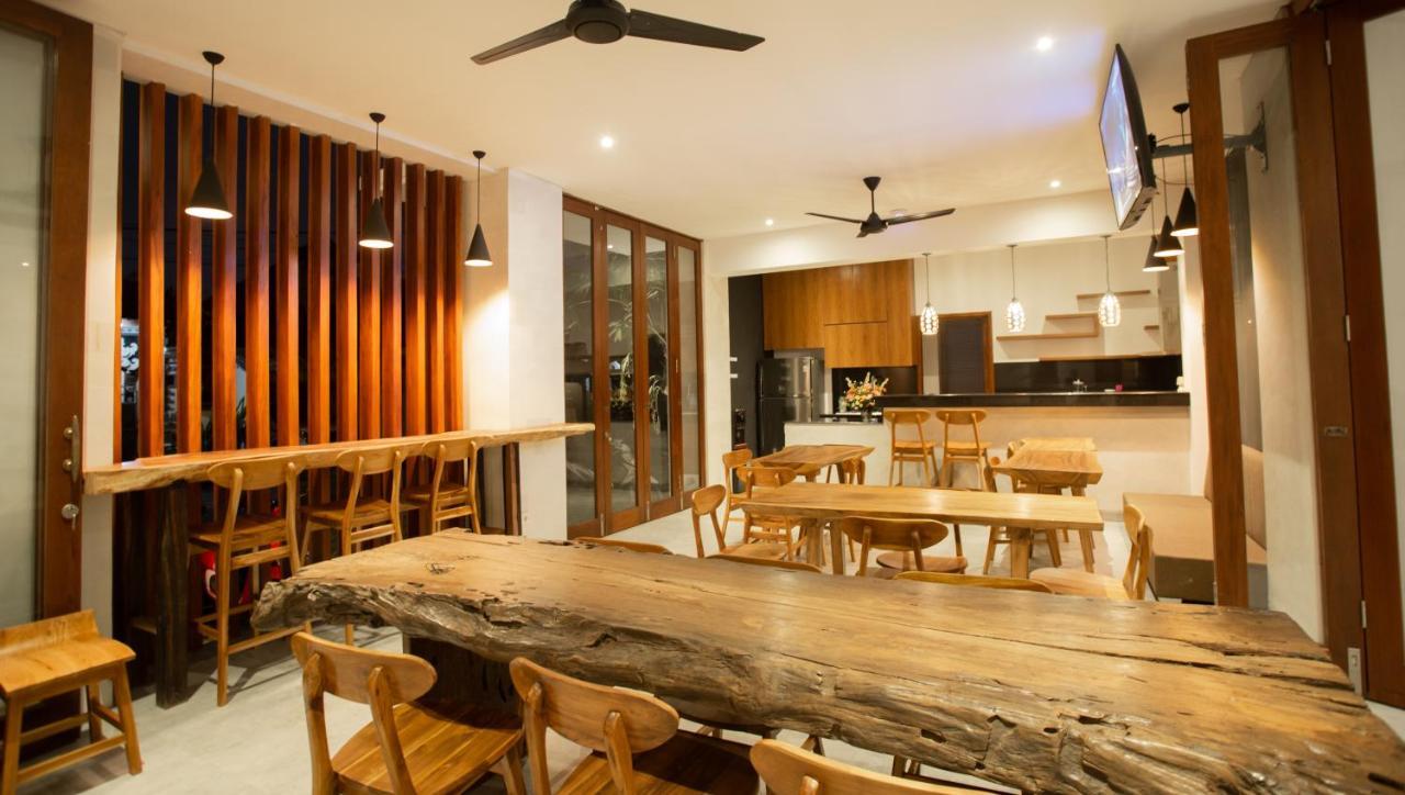 The Kd Suites & Coffee Shop Munggu Luaran gambar