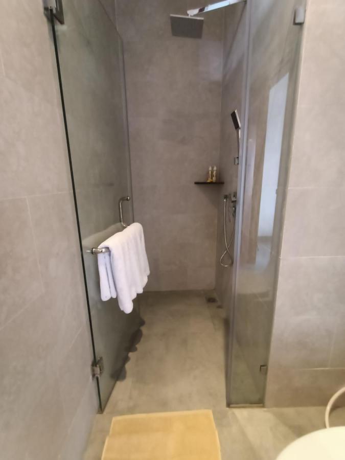 The Kd Suites & Coffee Shop Munggu Luaran gambar