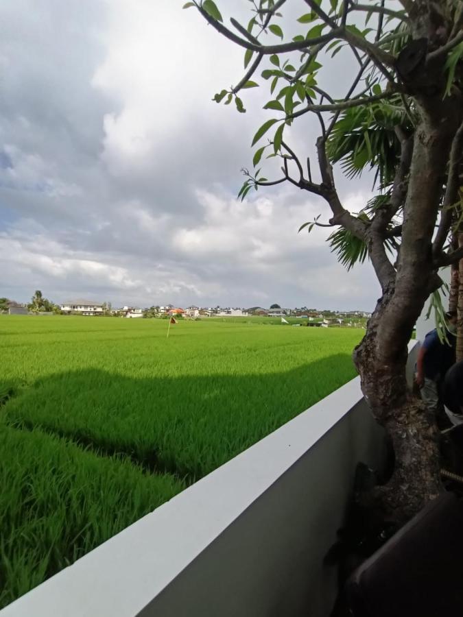 The Kd Suites & Coffee Shop Munggu Luaran gambar