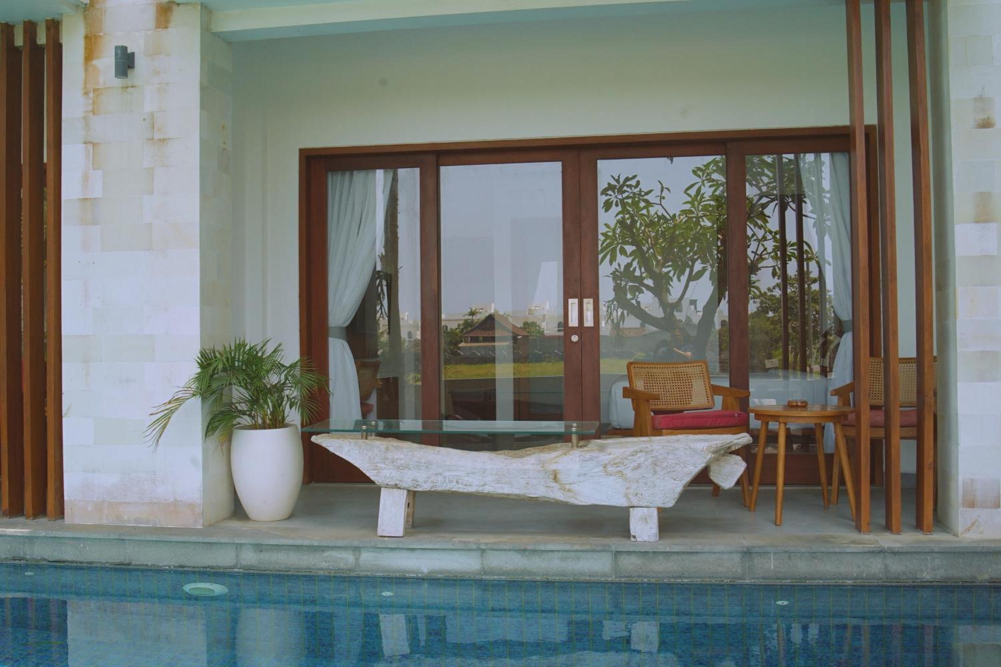 The Kd Suites & Coffee Shop Munggu Luaran gambar